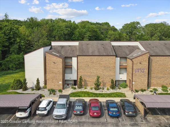 1457 E Pond Dr #21, Okemos, MI 48864