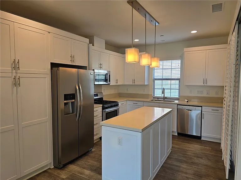 60 Bay Laurel — Photo 5