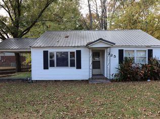 325 Woodlawn Ave, Huntingdon, TN 38344