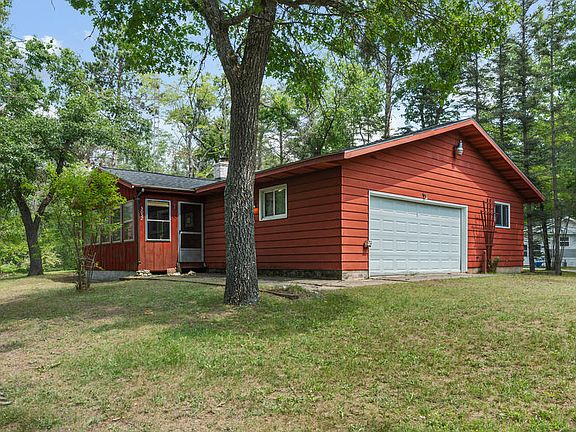 2nd image of 3052 Cherry Lawn Ct