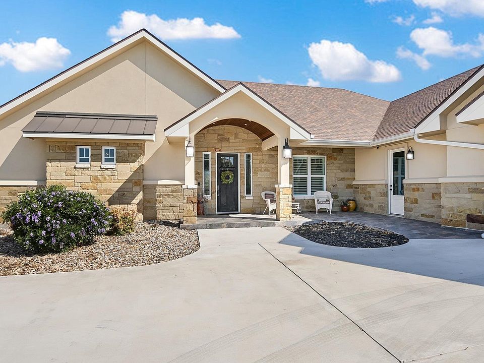 1st image of 106 Rangeway Circle