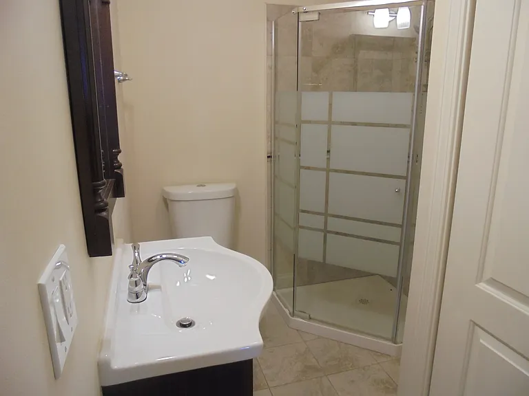 66 Barrow Dr — Photo 21
