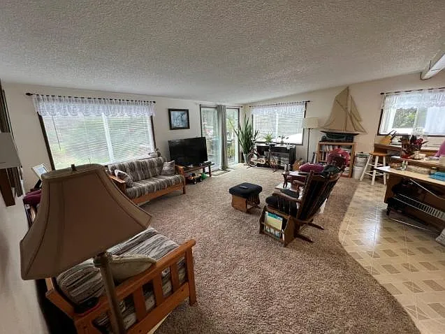 203 W Bonge Ave #5