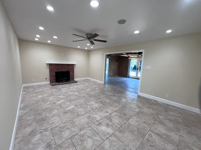 8490 Drey Rd — Photo 3