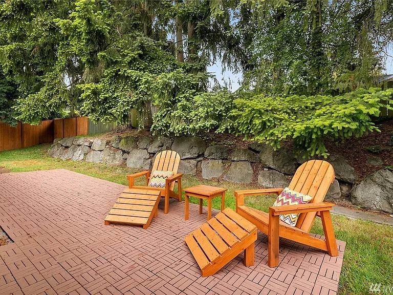 212 154th Pl SE — Photo 3