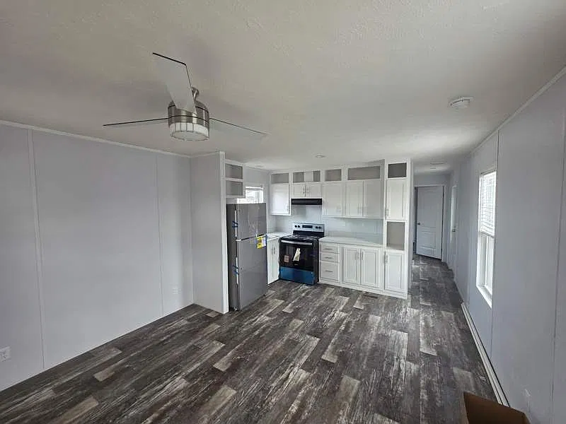 1 bed, 1.0 bath, 480 sqft, $950 — Photo 4