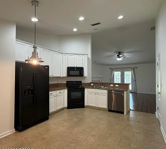 12045 Sands Pointe Ct — Photo 8
