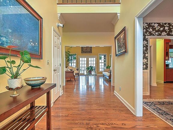 2nd image of 1804 Bramblewood Dr