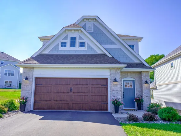 2318 Hillcrest Dr, Hudson, WI 54016