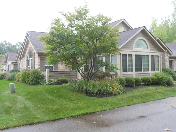 3468 Evan Brooke Dr SW #73, Grandville, MI 49418