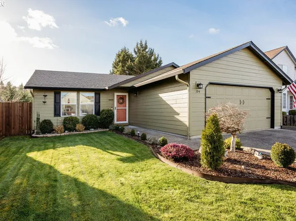 194 Boardwalk Way, Kelso, WA 98626