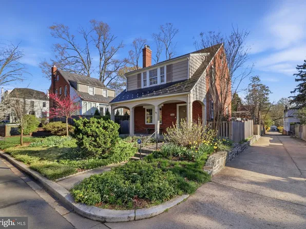 4606 Verplanck Pl NW, Washington, DC 20016