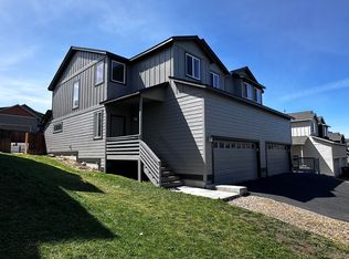 4210 SW Reindeer Ave, Redmond, OR 97756