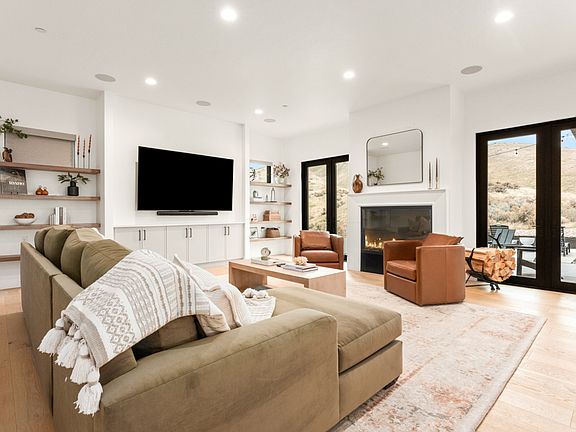 3rd image of (Undisclosed Address)