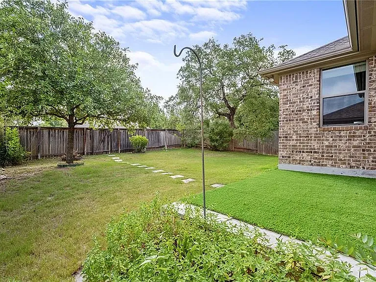 2812 Granite Hill Cv — Photo 24