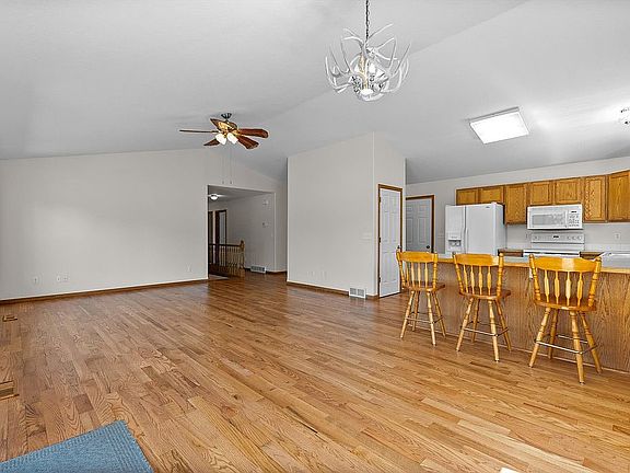 4th image of 4680 Scott Allen Dr