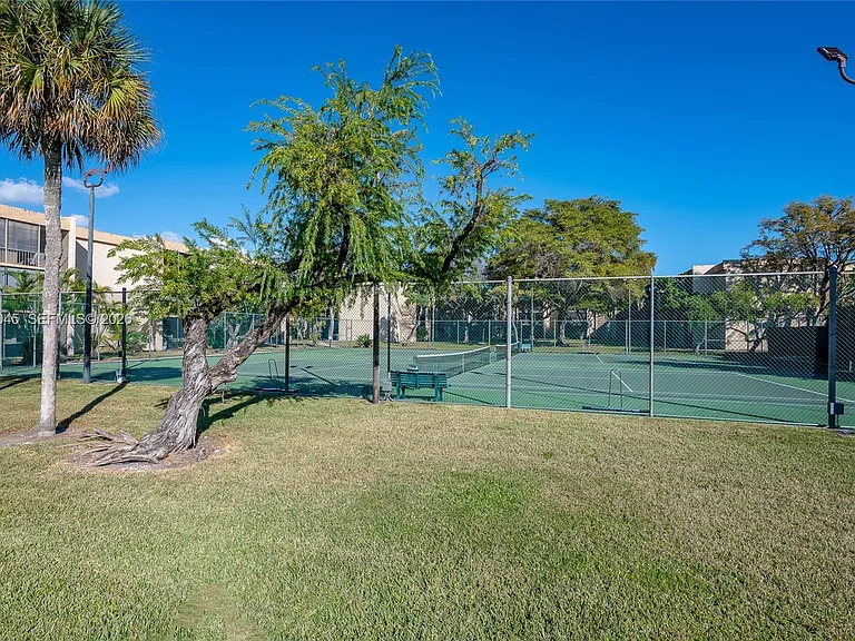 8415 SW 107th Ave #38 — Photo 8