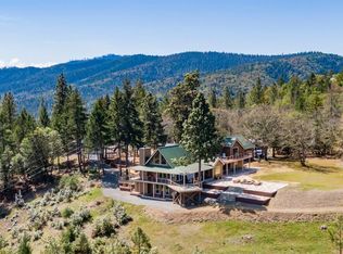 300 Sterling Creek Rd, JACKSONVILLE, OR 97530