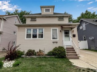 126 Hartwell Rd, Buffalo, NY 14216