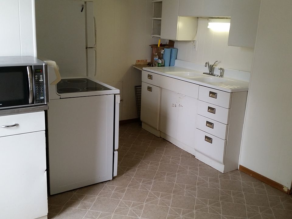 1700 S 70th St duplex 1700 S 70th St West Allis WI Zillow