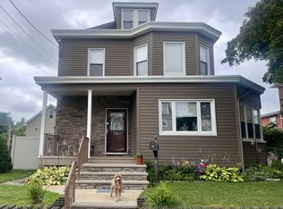 14 High St, East Rutherford, NJ 07073