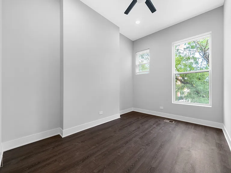 700 S Loomis St #1 — Photo 9