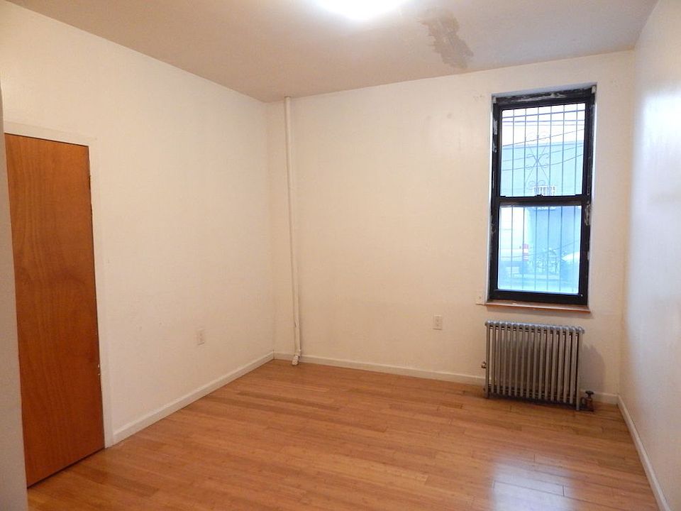 1st image of 217 Van Brunt St APT 1F