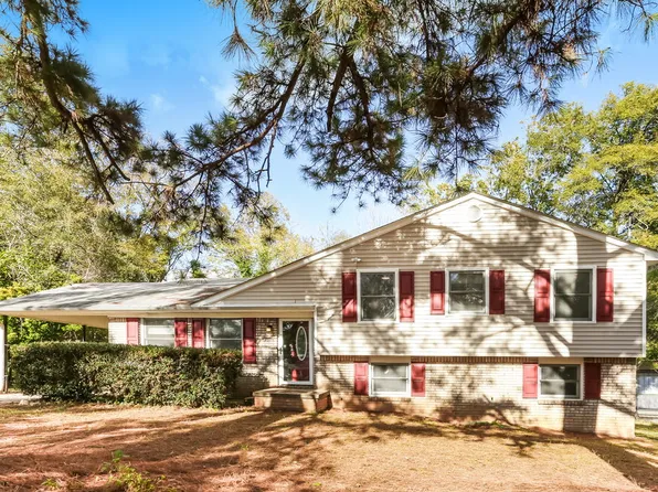 6030 Randy Ln, Ellenwood, GA 30294