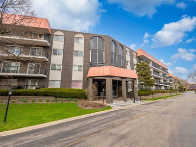4940 Foster St APT 305, Skokie, IL, 60077