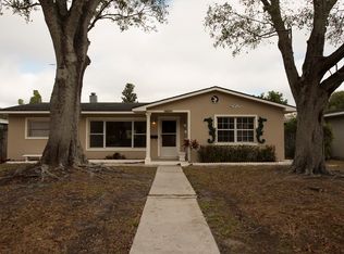 6651 Burlington Ave N, Saint Petersburg, FL 33710