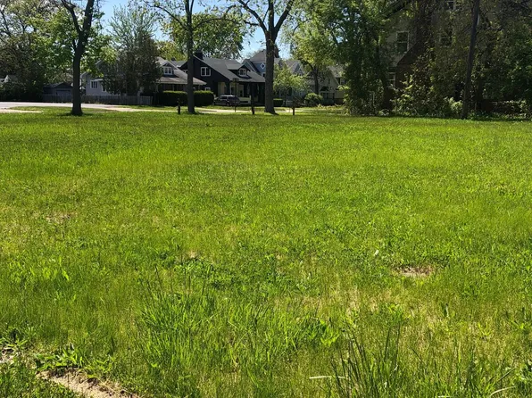 1100 10th St, Port Huron, MI 48060