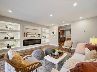 417 Ragle Rd, Sebastopol, CA 95472