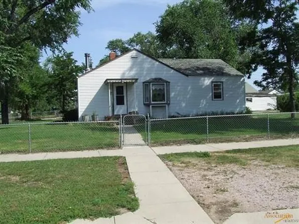 102 E Madison St, Rapid City, SD 57701