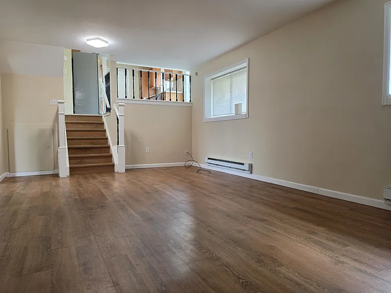 11186 Forest Ave — Photo 12