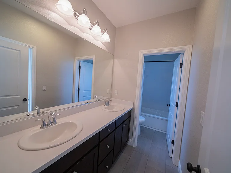 1501 Peony Ln — Photo 26