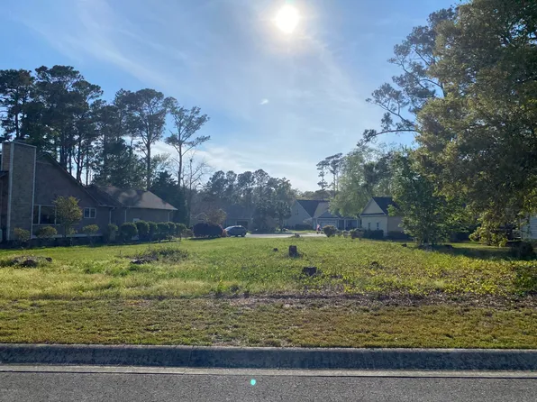 1811 Forest Oak Blvd SW, Ocean Isle Beach, NC 28469