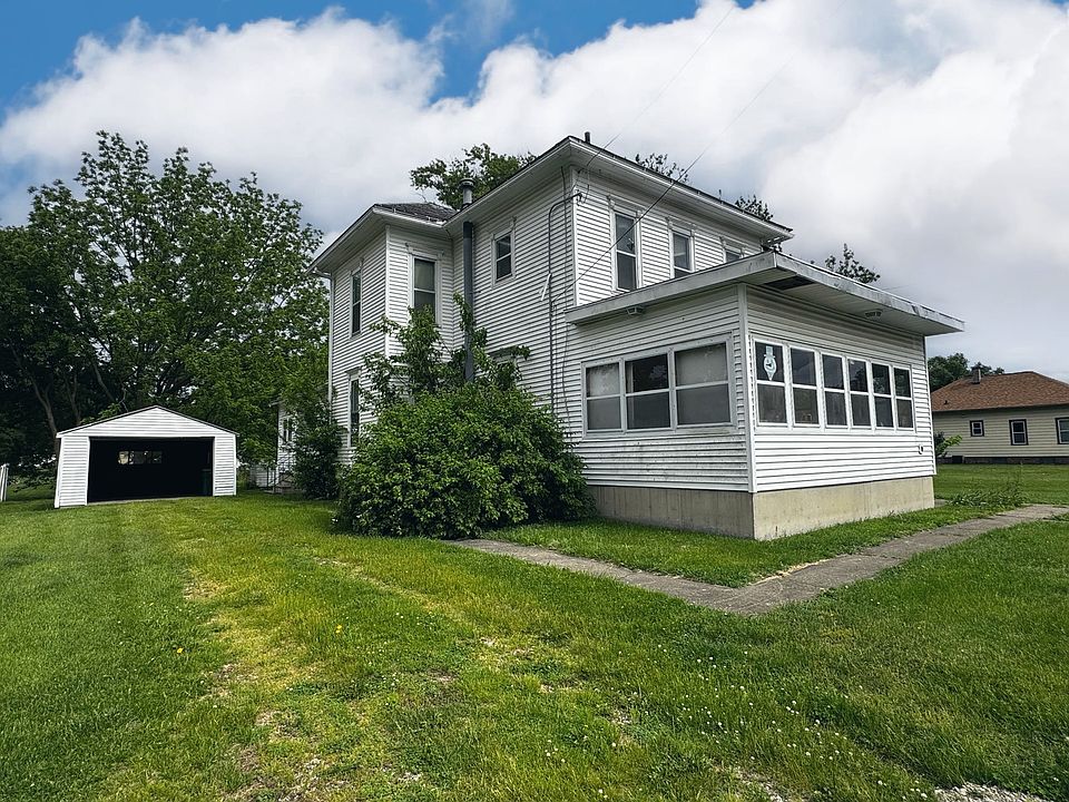 1st image of 927 S Vermillion St