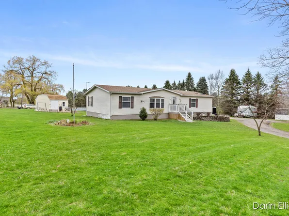 1029 McCord Rd, Ionia, MI 48846