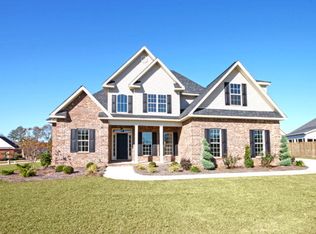 102 Lexington, Byron, GA 31008