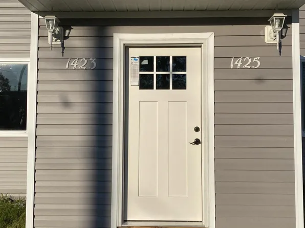 1423 Lathrop St, Fairbanks, AK 99701