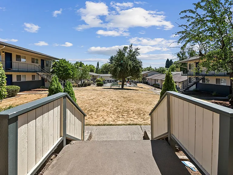 Cedar Mill Apartments — Photo 22