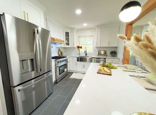 133 Woods Of Arden Rd, Staten Island, NY 10312