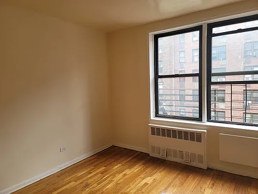 Rented by AYD Realty Inc | media 11