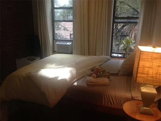 Rented by Chartwell Manhattan Realty | media 12