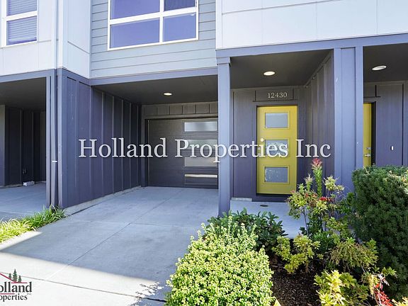 3rd image of 12430 SW 171st Ter