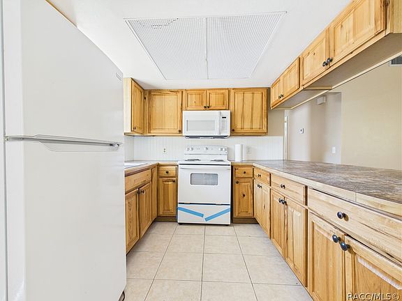 4th image of 10922 W Gem St