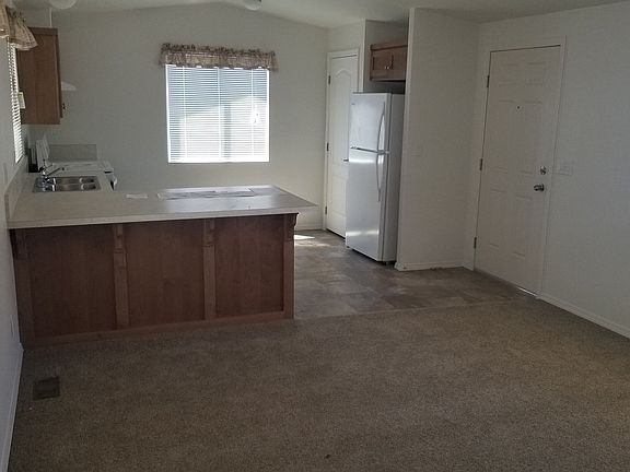 3rd image of 13393 Mariposa Rd Spc 060