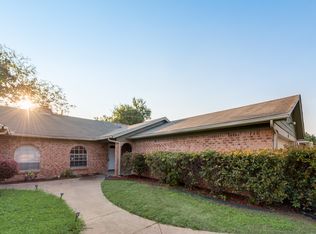 532 Billie Ruth Ln, Hurst, TX 76053
