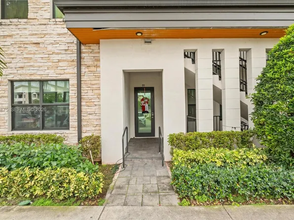 7809 NW 104th Ave APT 1, Doral, FL 33178