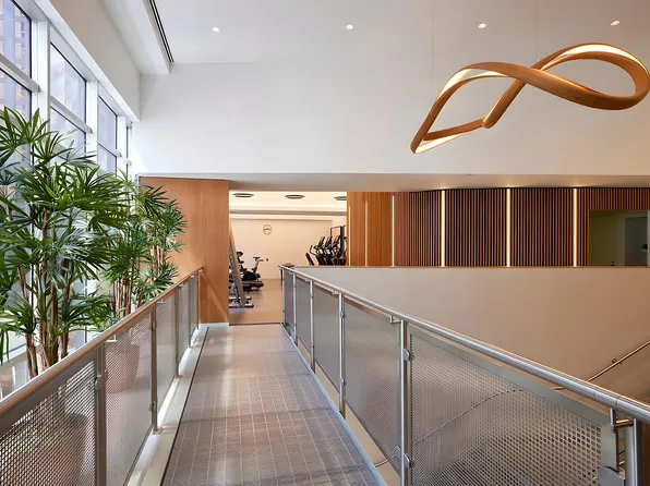 15 West 53rd Street image 18 of 20